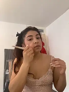 naomiiii55 online show from June 2, 2026, 1:02 pm