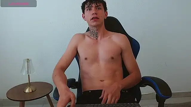 Hot teo1 online show from June 10, 2026, 2:12 am