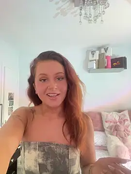 Snapshot of PoisonIvy_x chatting on June 11, 2026, 2:37 pm PoisonIvy x online show from June 11, 2026, 2:37 pm