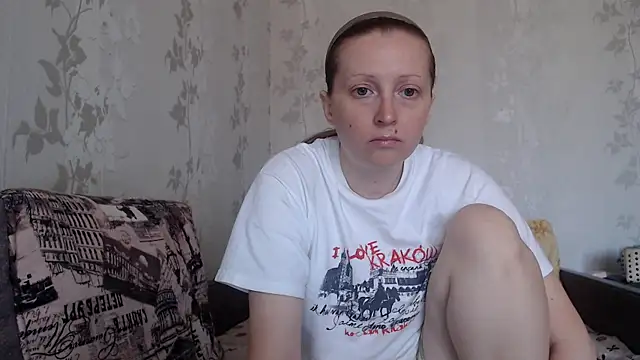 Snapshot of Luna_Bliiss chatting on June 5, 2026, 10:10 am Luna Bliiss online show from June 5, 2026, 10:10 am