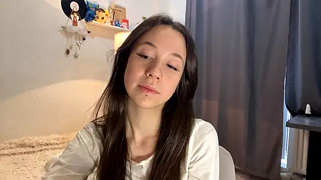 Snapshot of IraidaBatz chatting on June 5, 2026, 2:01 pm IraidaBatz online show from June 5, 2026, 2:01 pm