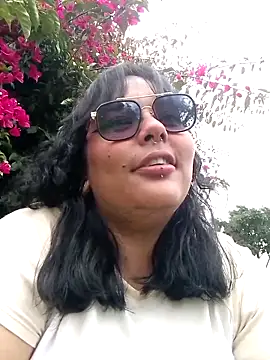 Snapshot of Scarlethh_ss chatting on June 9, 2026, 3:23 pm Scarlethh ss online show from June 9, 2026, 3:23 pm