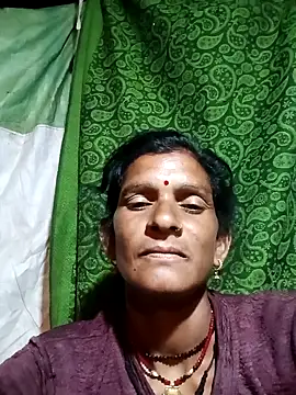 Snapshot of Cut_umang74 chatting on June 5, 2026, 3:40 pm Cut umang74 online show from June 5, 2026, 3:40 pm
