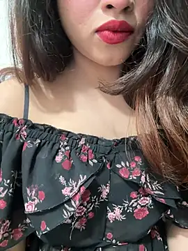 Yours riya11 online show from June 10, 2026, 7:02 pm