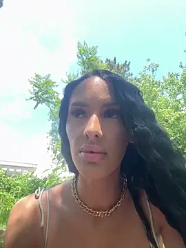 eve poshx online show from June 4, 2026, 9:37 am
