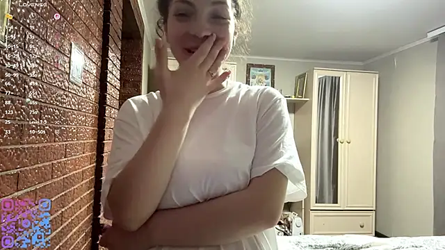 MargyClingingsmith online show from June 6, 2026, 3:17 pm