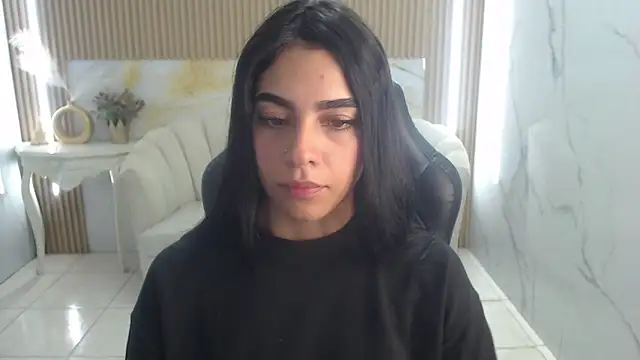 Snapshot of Emilly_s chatting on June 9, 2026, 12:50 pm Emilly s online show from June 9, 2026, 12:50 pm