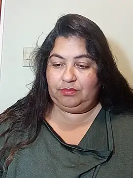 Snapshot of Karissa_07 chatting on June 4, 2026, 2:50 am Karissa 07 online show from June 4, 2026, 2:50 am