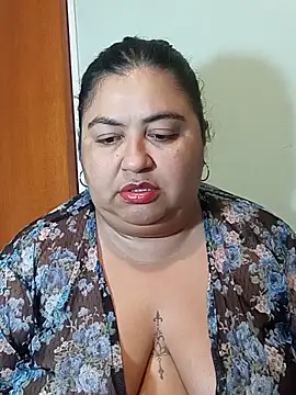 Snapshot of Karissa_07 chatting on June 10, 2026, 12:48 pm Karissa 07 online show from June 10, 2026, 12:48 pm