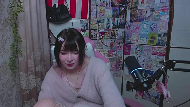 honeycelestia online show from June 4, 2026, 5:30 pm