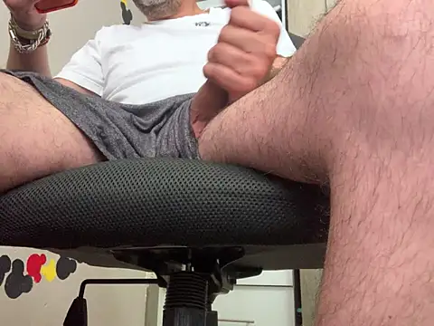 sexwolf16 online show from June 7, 2026, 4:22 pm