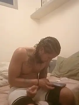 boyrolo24 online show from June 4, 2026, 5:08 pm