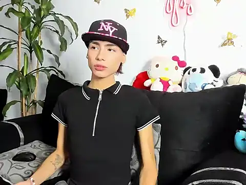 Snapshot of Playboy_andeer chatting on June 6, 2026, 4:39 am Playboy andeer online show from June 6, 2026, 4:39 am
