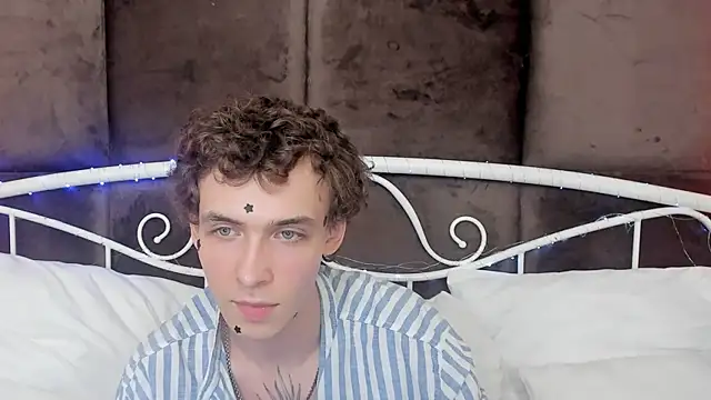 Snapshot of Jacob_Davidson chatting on June 5, 2026, 6:09 am Jacob Davidson online show from June 5, 2026, 6:09 am