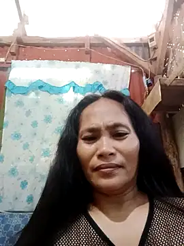 Snapshot of Queenslay chatting on June 6, 2026, 11:09 pm Queenslay online show from June 6, 2026, 11:09 pm