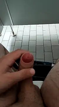 xFlorian21x online show from September 23, 2025, 9:56 am