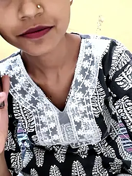Hotty Ishu online show from June 7, 2026, 1:48 pm
