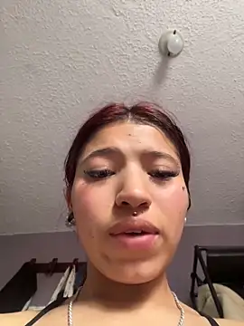 Snapshot of Tokiio_petiit chatting on June 3, 2026, 8:03 pm Tokiio petiit online show from June 3, 2026, 8:03 pm