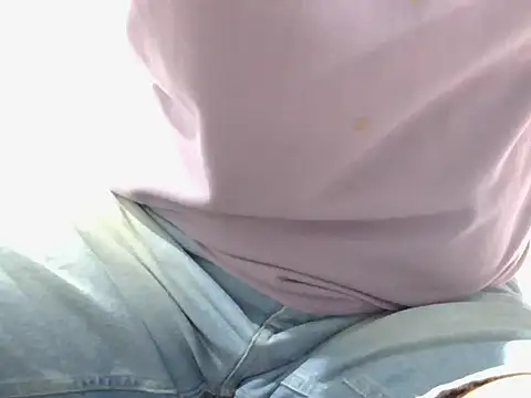 indiboy009 online show from April 6, 2026, 4:46 am