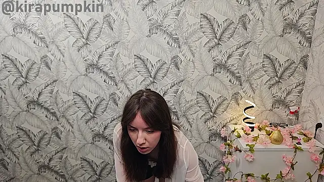 Snapshot of kirapumpkin chatting on June 6, 2026, 5:39 pm kirapumpkin online show from June 6, 2026, 5:39 pm