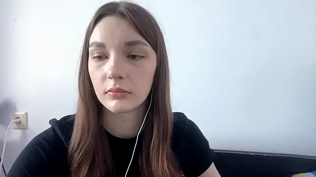 Snapshot of JuleCawood chatting on May 31, 2026, 4:03 pm JuleCawood online show from May 31, 2026, 4:03 pm