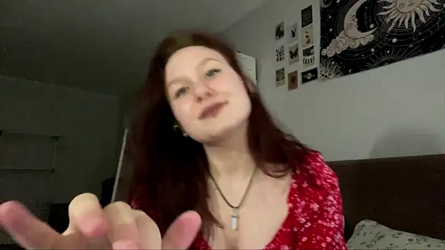 Snapshot of LoiseLovetto chatting on June 9, 2026, 5:24 pm LoiseLovetto online show from June 9, 2026, 5:24 pm