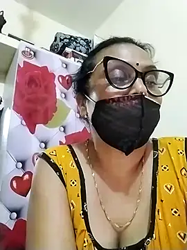 chatterjeesayani567 online show from June 10, 2026, 4:39 pm