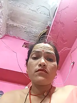 HOjuli9696 online show from June 2, 2026, 10:23 pm