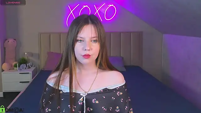 Violeta Paul online show from June 7, 2026, 12:59 am