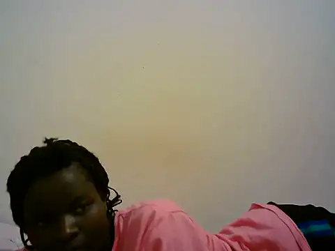 Snapshot of BerryJulie chatting on June 9, 2026, 7:47 pm BerryJulie online show from June 9, 2026, 7:47 pm