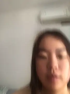YiYi5520 online show from June 8, 2026, 8:48 am