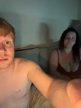 CurvyScarlett69 online show from June 6, 2026, 11:53 pm