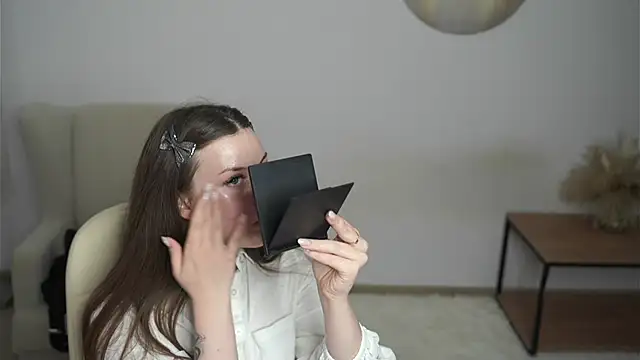 Snapshot of EleonorAchor chatting on June 4, 2026, 12:55 pm EleonorAchor online show from June 4, 2026, 12:55 pm