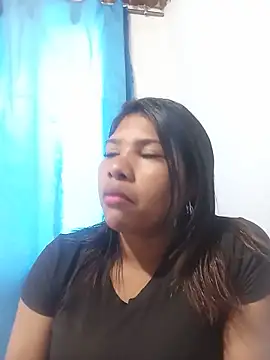 Katiuska ebony online show from June 4, 2026, 7:20 pm