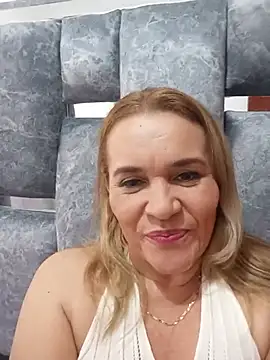 Snapshot of Sara_hilton02 chatting on June 6, 2026, 2:44 pm Sara hilton02 online show from June 6, 2026, 2:44 pm