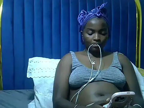 Sweetlover230 online show from June 9, 2026, 1:39 am