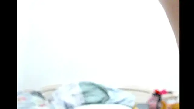 Snapshot of Raishellmuah chatting on June 4, 2026, 1:39 pm Raishellmuah online show from June 4, 2026, 1:39 pm