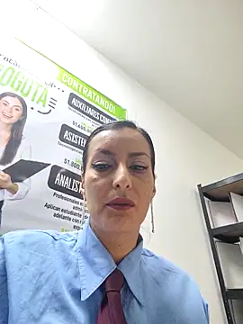 ALEJANDRA  28 online show from June 9, 2026, 2:28 pm
