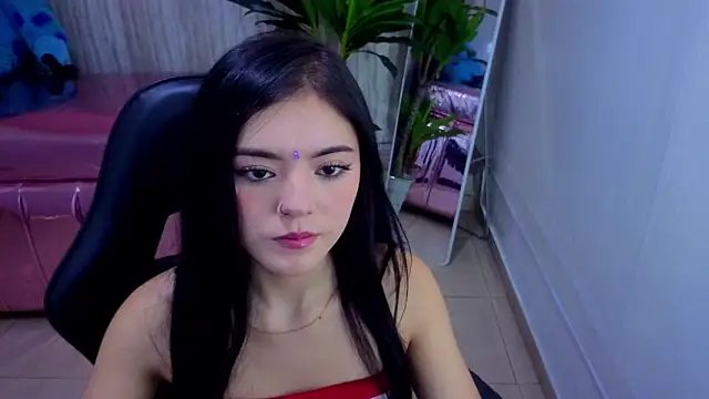 Snapshot of vaneloppe_t_ chatting on June 7, 2026, 12:53 pm vaneloppe t online show from June 7, 2026, 12:53 pm