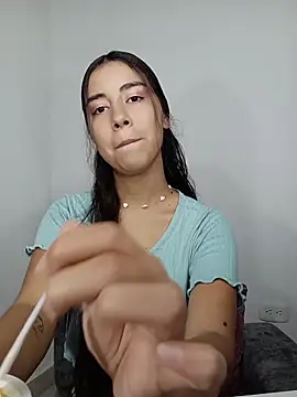 Danna Petite88 online show from June 5, 2026, 10:48 pm