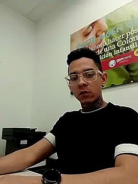 Brandonsexxxx online show from June 10, 2026, 7:02 pm