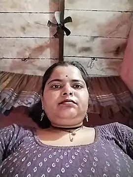Snapshot of HOpooja356l chatting on June 3, 2026, 6:38 am HOpooja356l online show from June 3, 2026, 6:38 am