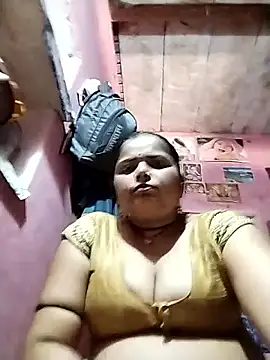 Snapshot of HOpooja356l chatting on June 5, 2026, 7:03 am HOpooja356l online show from June 5, 2026, 7:03 am