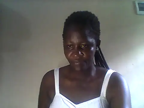 Snapshot of Angelbee_ chatting on June 4, 2026, 8:31 am Angelbee online show from June 4, 2026, 8:31 am