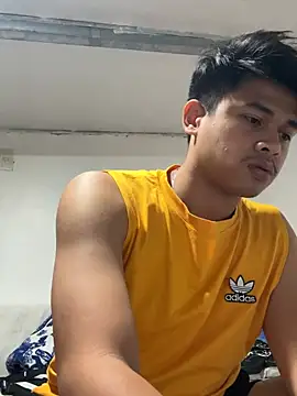 ChocoYummyHotdog online show from June 5, 2026, 11:49 am