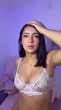 Snapshot of Nicolegh_ chatting on June 7, 2026, 2:16 am Nicolegh online show from June 7, 2026, 2:16 am
