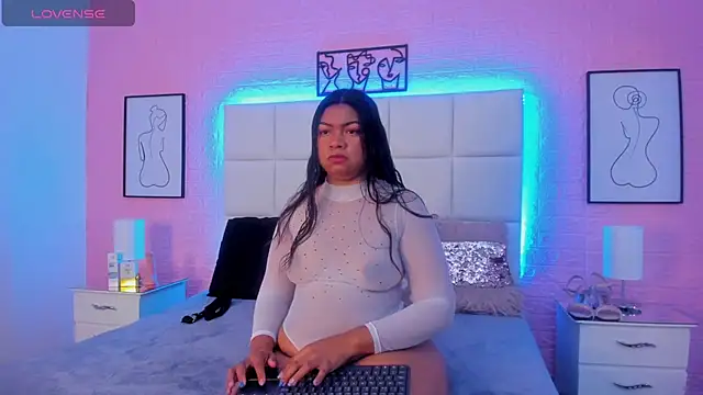 Snapshot of gabby_scott chatting on June 4, 2026, 12:00 pm gabby scott online show from June 4, 2026, 12:00 pm
