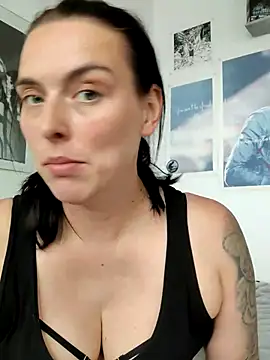 Snapshot of Cassia_Lux_Royal chatting on June 12, 2026, 7:40 am Cassia Lux Royal online show from June 12, 2026, 7:40 am