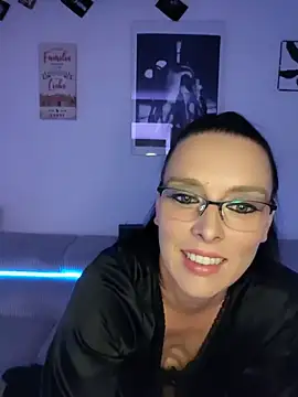 Snapshot of Cassia_Lux_Royal chatting on June 14, 2026, 8:00 pm Cassia Lux Royal online show from June 14, 2026, 8:00 pm