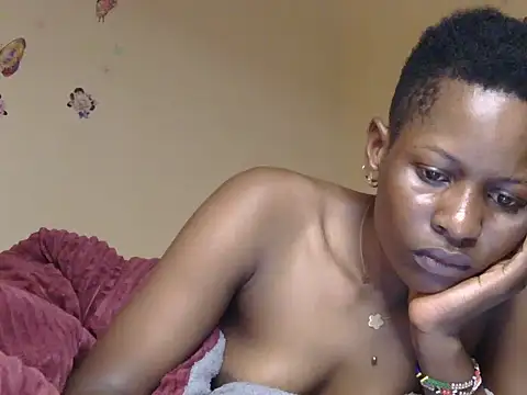 lunah sexxy online show from June 9, 2026, 7:53 am